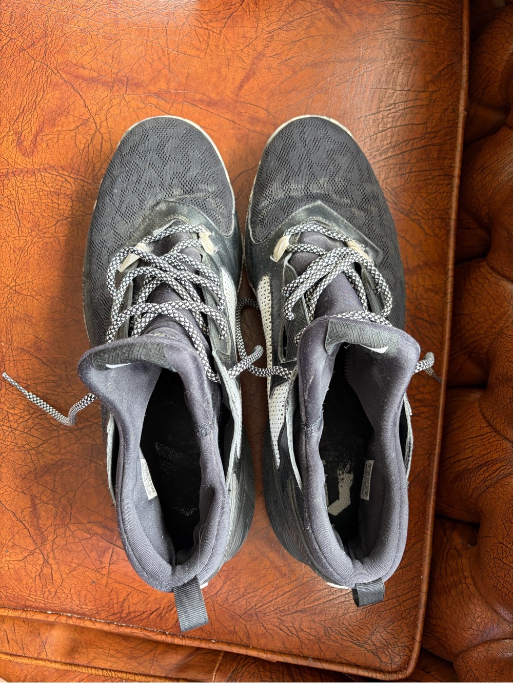 adidas Men's Black and White Athletic Sneakers